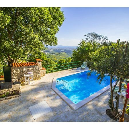 Villa O'Zrna Klis Екстер'єр фото