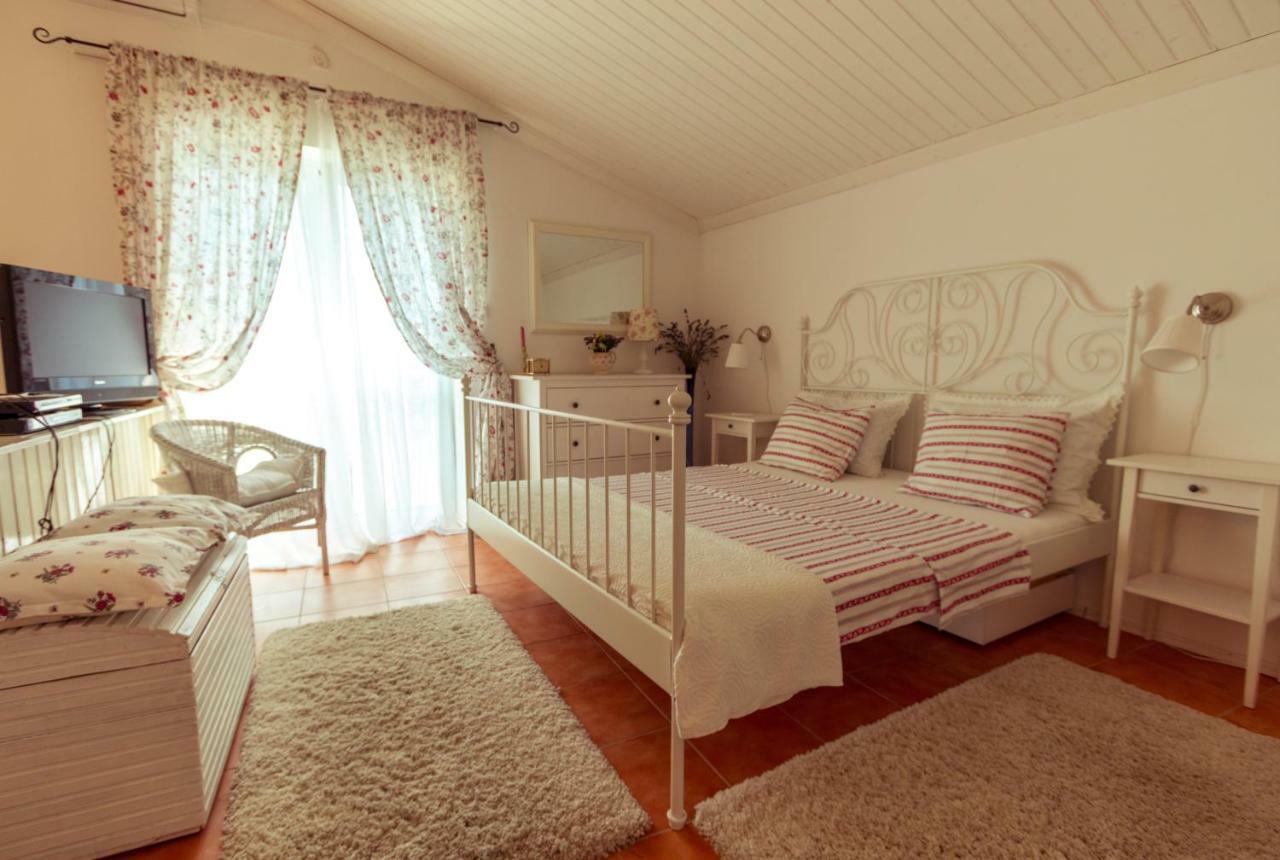 Villa O'Zrna Klis Екстер'єр фото