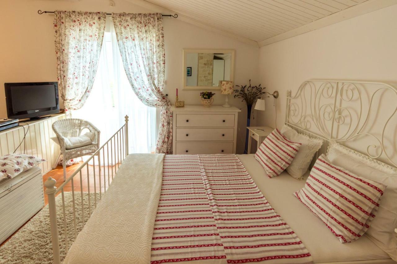 Villa O'Zrna Klis Екстер'єр фото